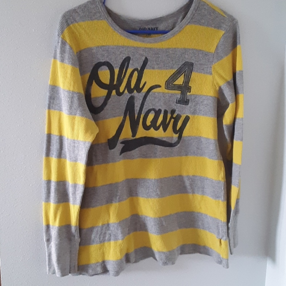 Old Navy pullover